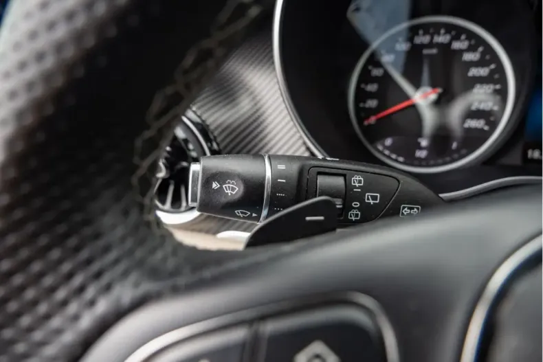 Mercedes-Benz V 300 din 2023 cu 62.534 km - oferta MER107379 - foto 21