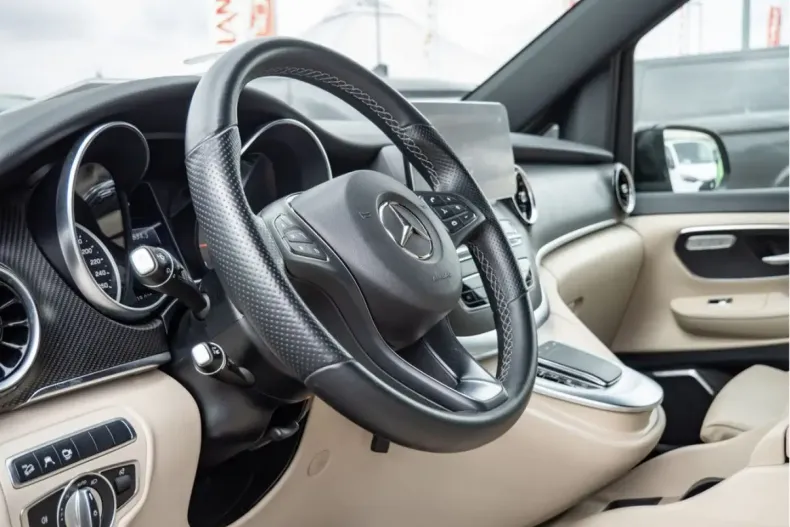 Mercedes-Benz V 300 din 2023 cu 62.534 km - oferta MER107379 - foto 25