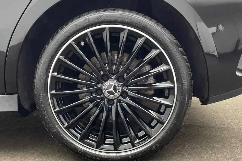 Mercedes-Benz A 250 din 2024 cu 12.345 km - oferta MER107380 - foto 8