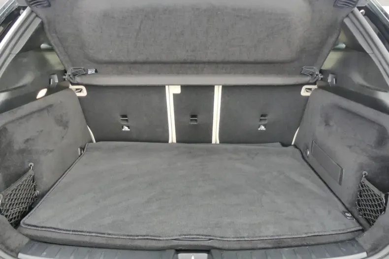 Mercedes-Benz GLA 220 din 2023 cu 33.660 km - oferta MER107381 - foto 11