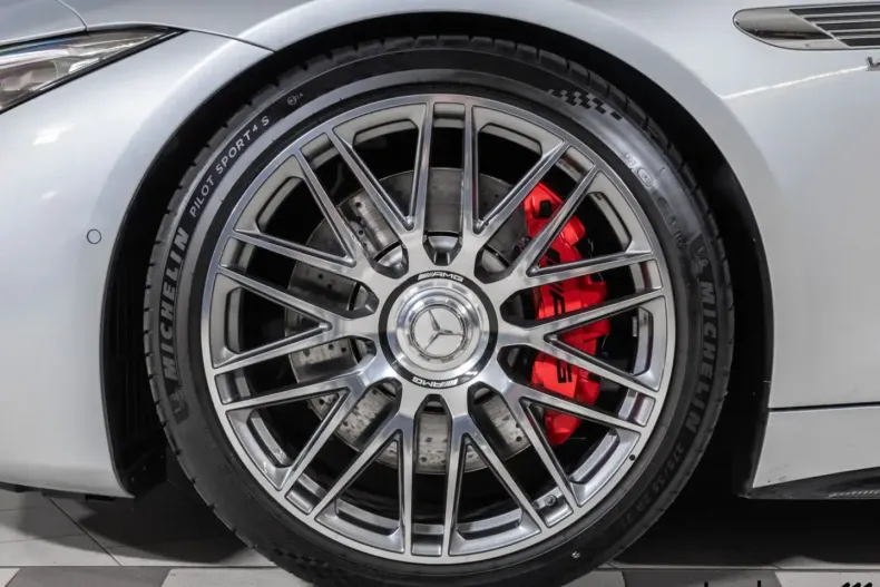 Mercedes-Benz SL 55 AMG din 2024 cu 5.715 km - oferta MER107383 - foto 8