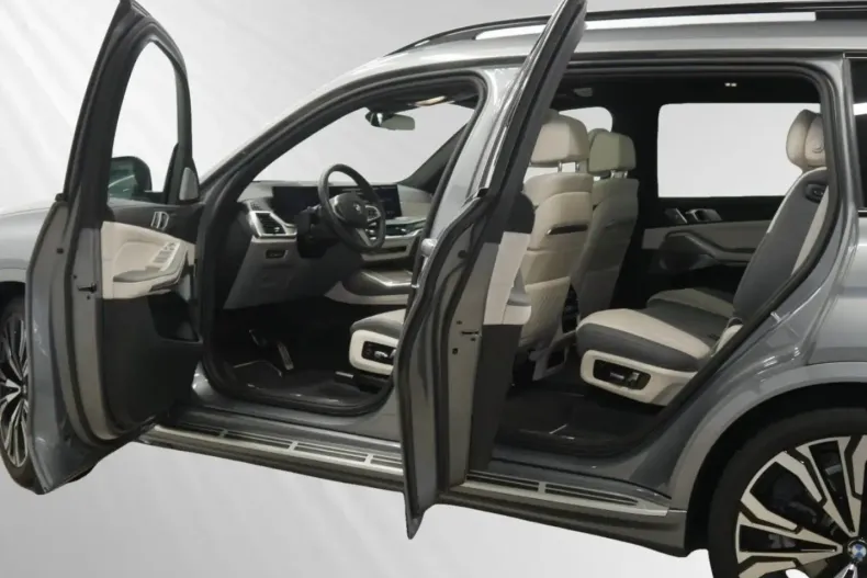 BMW X7 din 2024 cu 11.700 km - oferta BMW107388 - foto 9