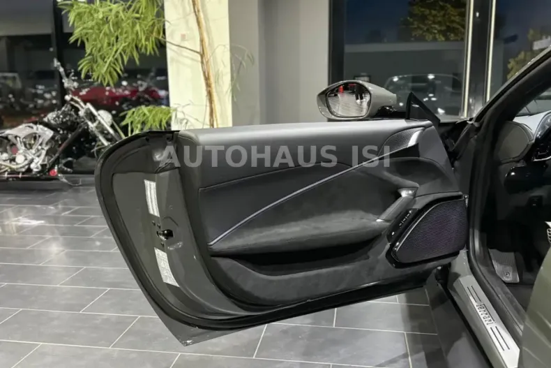 Ferrari Roma din 2025 cu 190 km - oferta FER107389 - foto 11