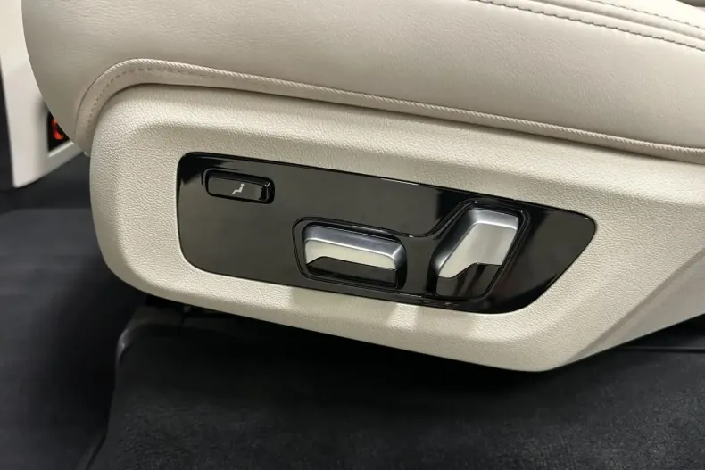 BMW X7 din 2024 cu 17.449 km - oferta BMW107390 - foto 21