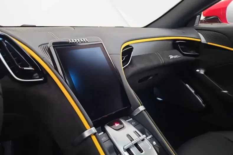 Ferrari Roma din 2025 cu 65 km - oferta FER107395 - foto 5