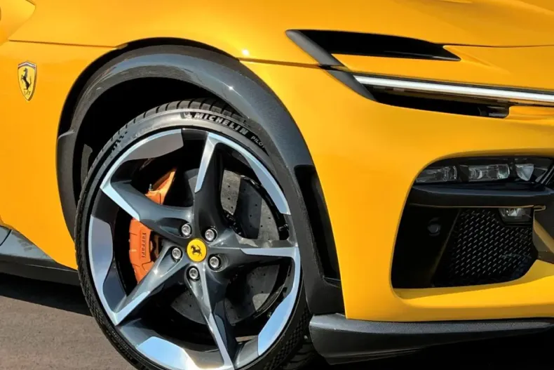 Ferrari Purosangue din 2024 cu 4.200 km - oferta FER107400 - foto 5