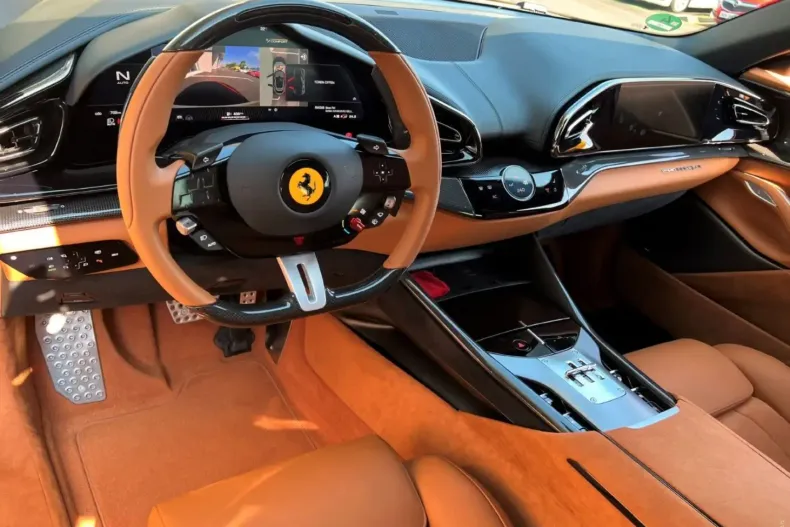 Ferrari Purosangue din 2024 cu 4.200 km - oferta FER107400 - foto 6