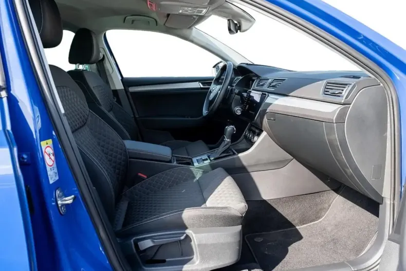 Skoda Superb din 2022 cu 61.832 km - oferta SKO107402 - foto 2