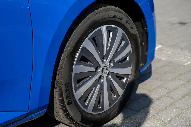 Skoda Superb din 2022 cu 61.832 km - oferta SKO107402 - foto 5