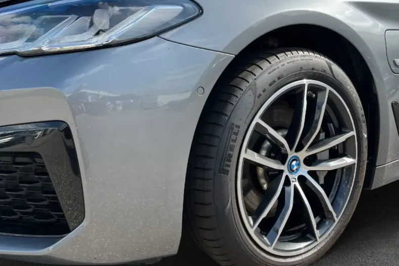 BMW 530 din 2022 cu 39.907 km - oferta BMW107405 - foto 5