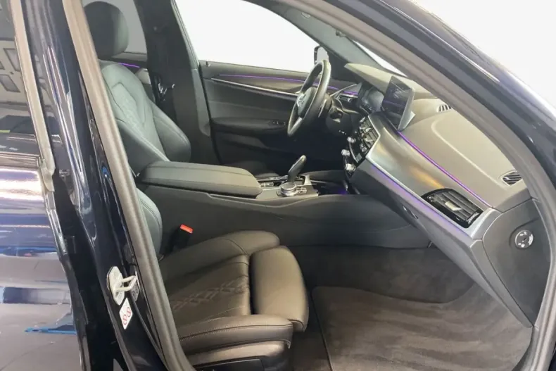 BMW 530 din 2022 cu 31.209 km - oferta BMW107406 - foto 12