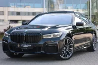 BMW 750 din 2021 cu 81.700 km - oferta BMW107407 - foto 1