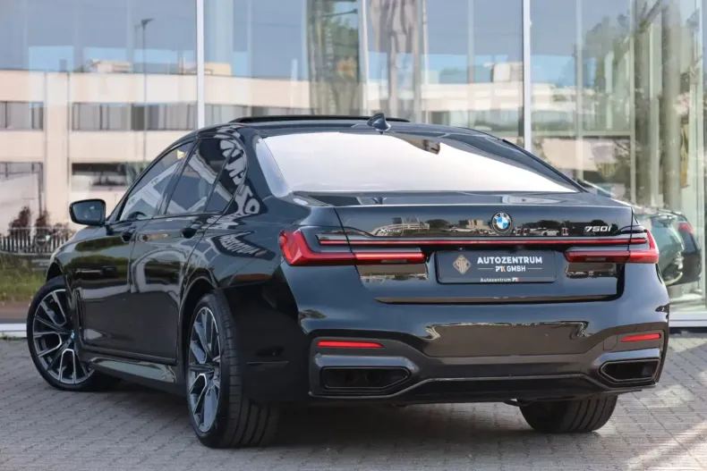 BMW 750 din 2021 cu 81.700 km - oferta BMW107407 - foto 2
