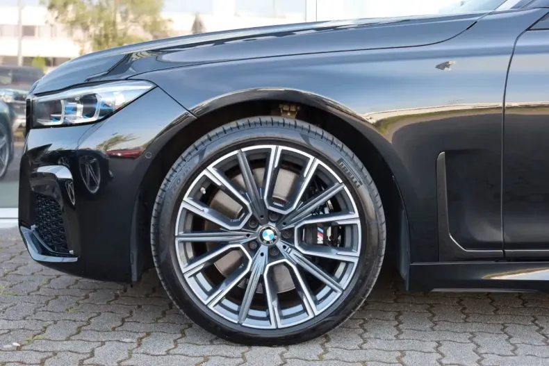 BMW 750 din 2021 cu 81.700 km - oferta BMW107407 - foto 5