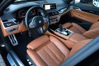 BMW 750 din 2021 cu 81.700 km - oferta BMW107407 - foto 7