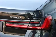 BMW 750 din 2021 cu 81.700 km - oferta BMW107407 - foto 10