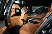 BMW 750 din 2021 cu 81.700 km - oferta BMW107407 - foto 13