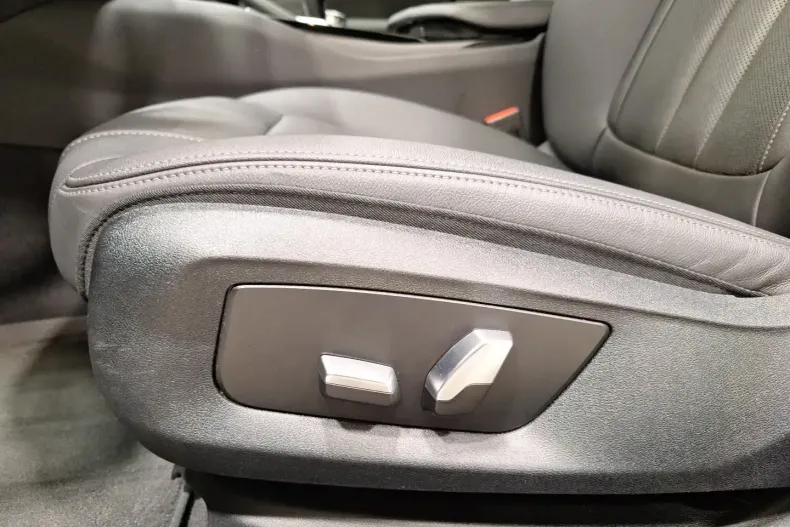 BMW 530 din 2022 cu 24.620 km - oferta BMW107409 - foto 25