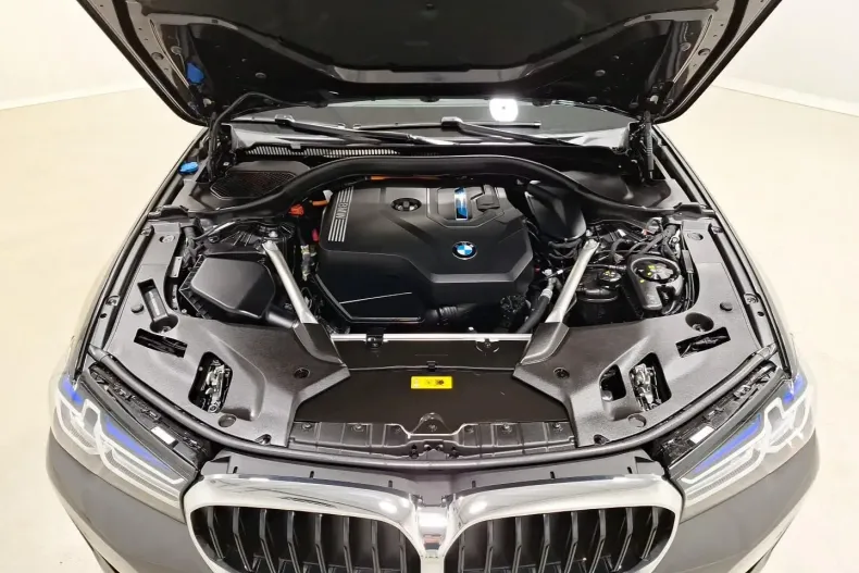 BMW 530 din 2022 cu 24.620 km - oferta BMW107409 - foto 28