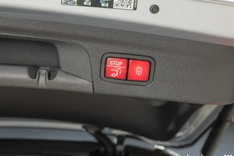 Mercedes-Benz GLE 450 din 2024 cu 21.825 km - oferta MER107418 - foto 11