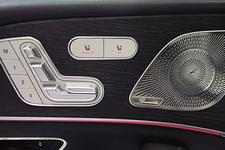 Mercedes-Benz GLE 300 din 2024 cu 13.047 km - oferta MER107419 - foto 9