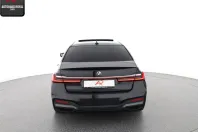 BMW 750 din 2021 cu 41.383 km - oferta BMW107422 - foto 4