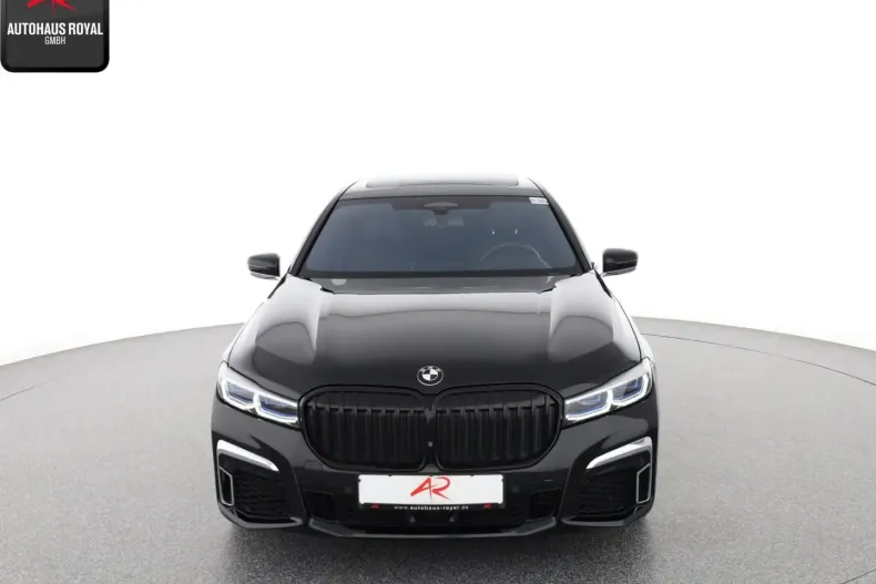 BMW 750 din 2021 cu 41.383 km - oferta BMW107422 - foto 8