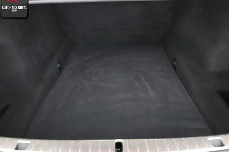 BMW 750 din 2021 cu 41.383 km - oferta BMW107422 - foto 12