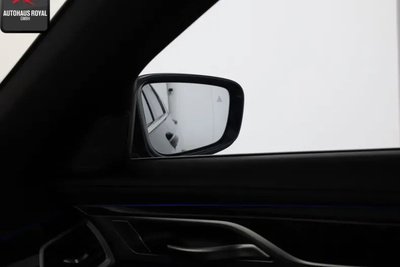 BMW 750 din 2021 cu 41.383 km - oferta BMW107422 - foto 28