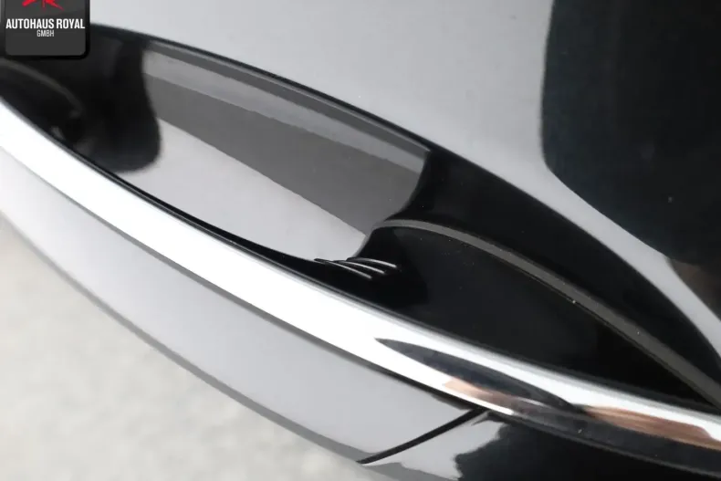 BMW 750 din 2021 cu 41.383 km - oferta BMW107422 - foto 30