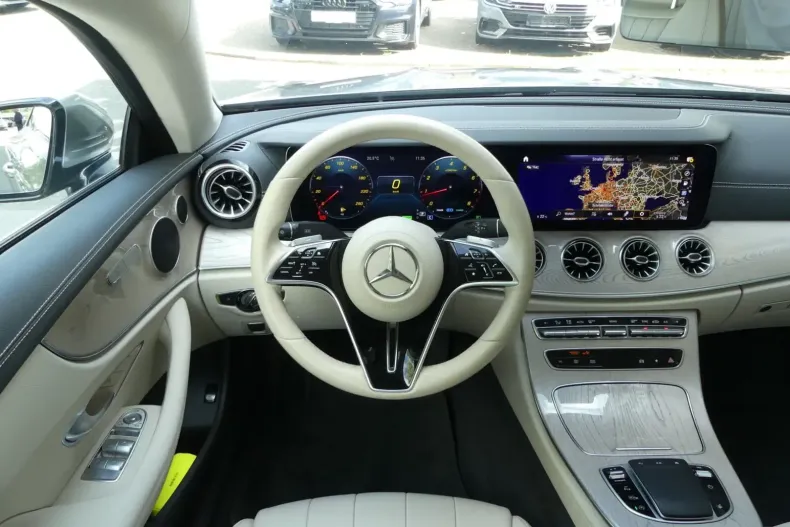 Mercedes-Benz E 200 din 2021 cu 49.410 km - oferta MER107425 - foto 15