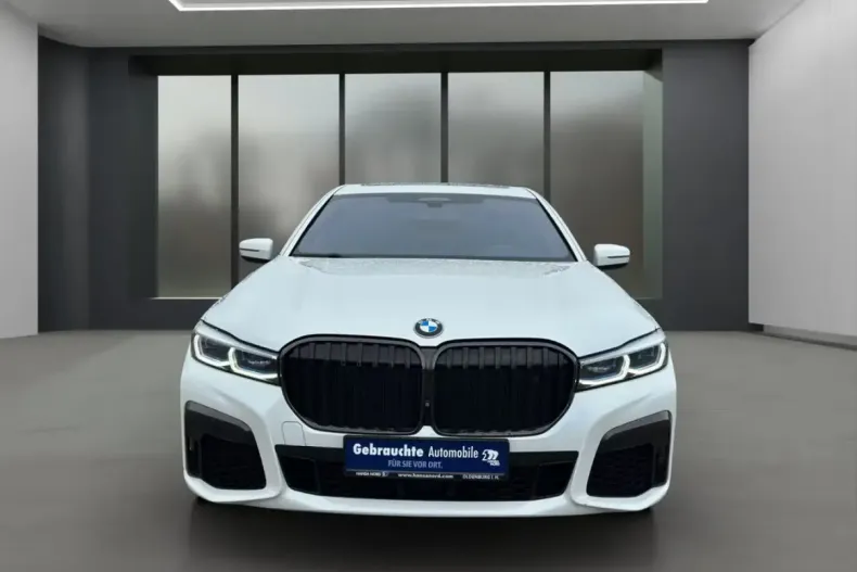 BMW 750 din 2022 cu 98.353 km - oferta BMW107437 - foto 3