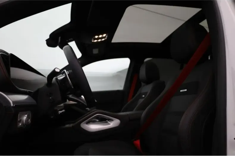 Mercedes-Benz GLE 53 AMG din 2024 cu 8.813 km - oferta MER107443 - foto 14