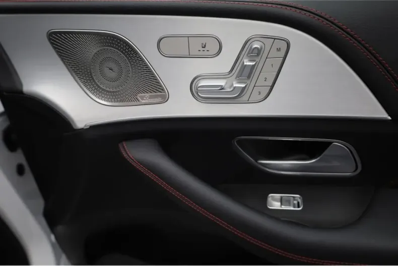 Mercedes-Benz GLE 53 AMG din 2024 cu 8.813 km - oferta MER107443 - foto 16