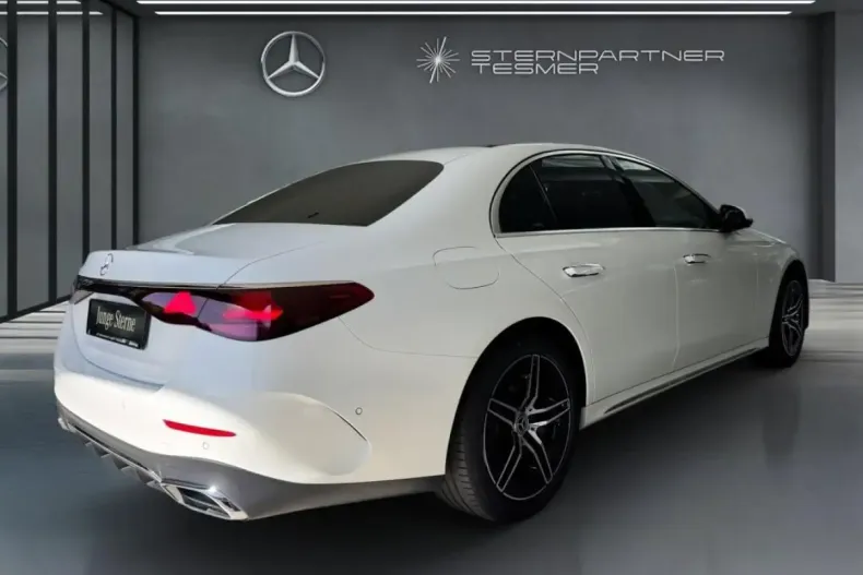 Mercedes-Benz E 300 din 2024 cu 17.574 km - oferta MER107445 - foto 3