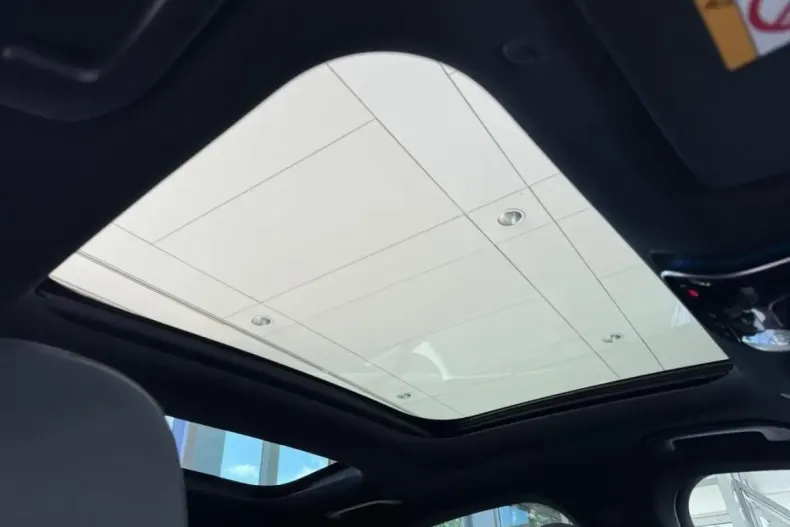 Mercedes-Benz E 300 din 2024 cu 17.574 km - oferta MER107445 - foto 15