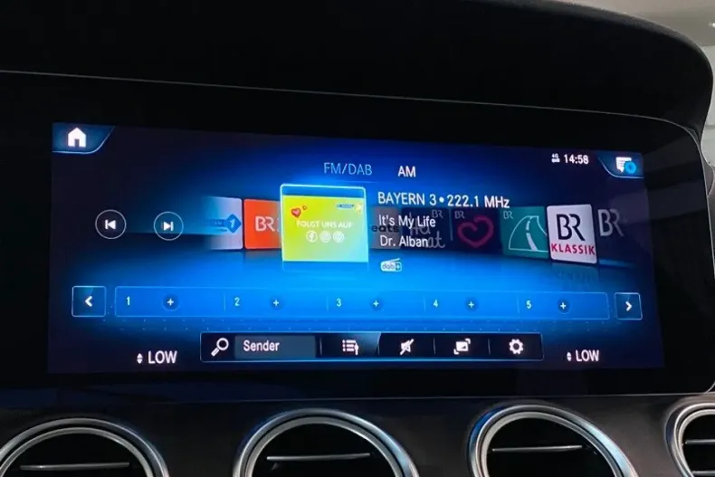 Mercedes-Benz E 300 din 2023 cu 29.931 km - oferta MER107447 - foto 22