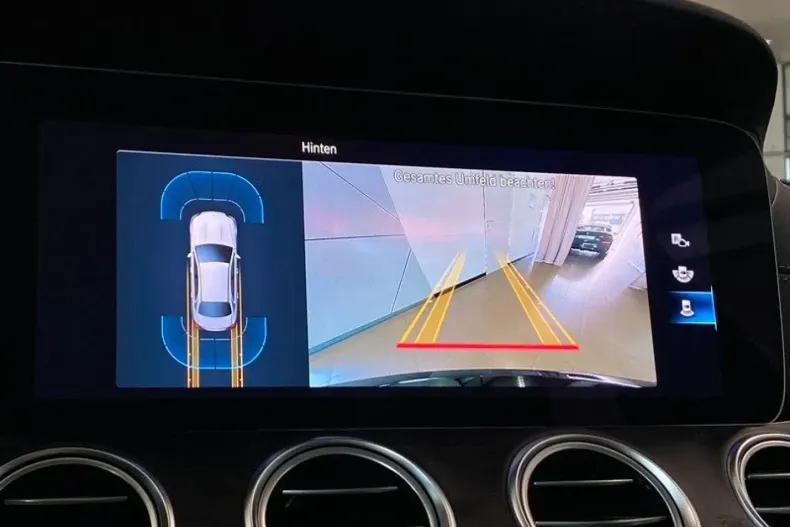 Mercedes-Benz E 300 din 2023 cu 29.931 km - oferta MER107447 - foto 24