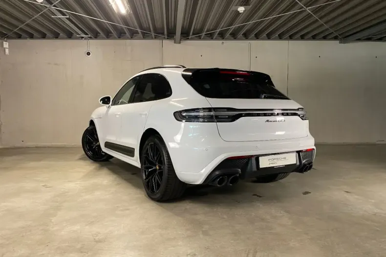 Porsche Macan din 2024 cu 48.100 km - oferta POR107451 - foto 4