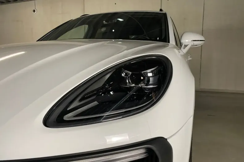 Porsche Macan din 2024 cu 48.100 km - oferta POR107451 - foto 9