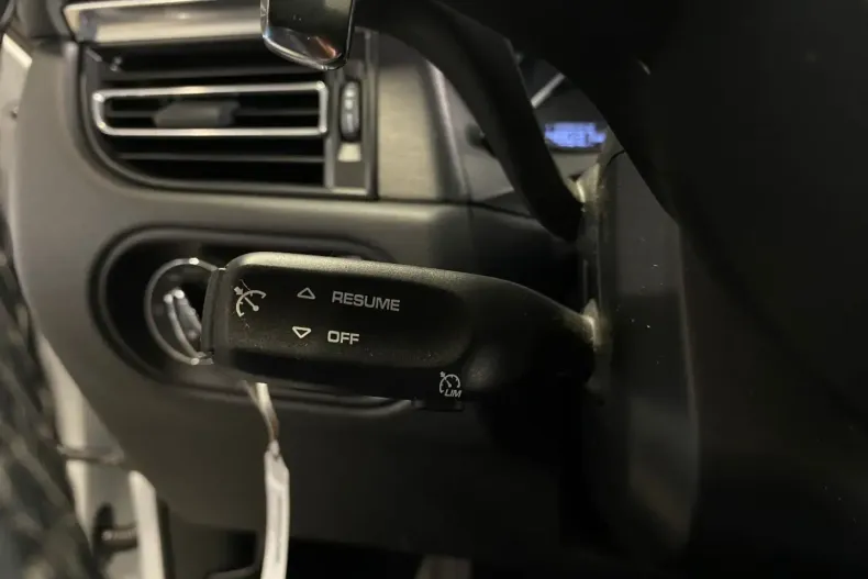 Porsche Macan din 2024 cu 48.100 km - oferta POR107451 - foto 18