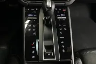 Porsche Macan din 2024 cu 48.100 km - oferta POR107451 - foto 20