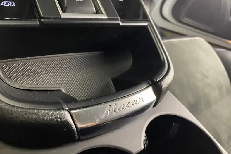 Porsche Macan din 2024 cu 48.100 km - oferta POR107451 - foto 25