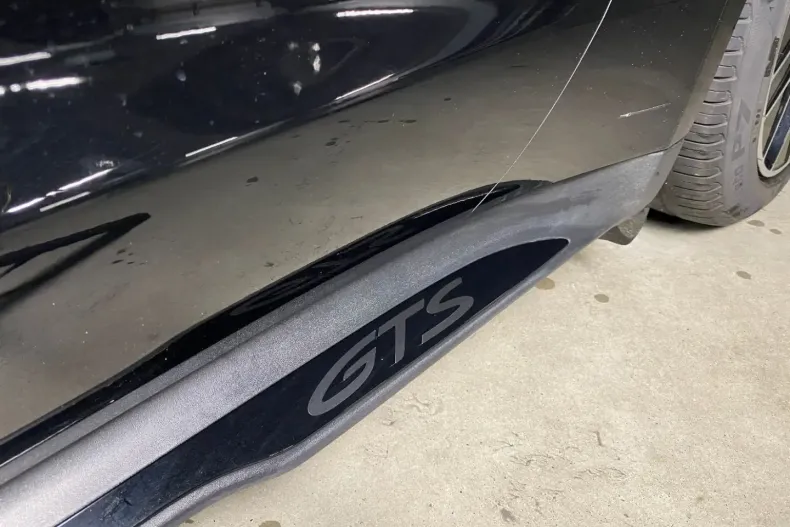 Porsche Taycan din 2023 cu 18.100 km - oferta POR107452 - foto 10