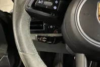 Porsche Taycan din 2023 cu 18.100 km - oferta POR107452 - foto 15