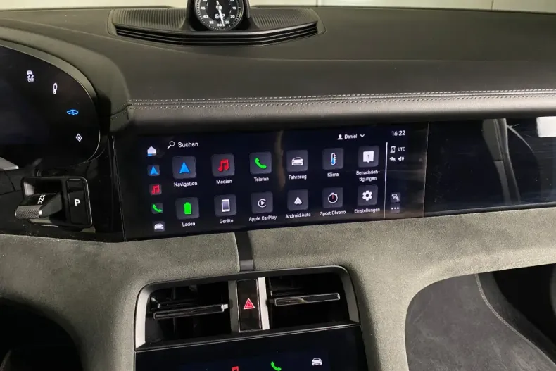 Porsche Taycan din 2023 cu 18.100 km - oferta POR107452 - foto 18