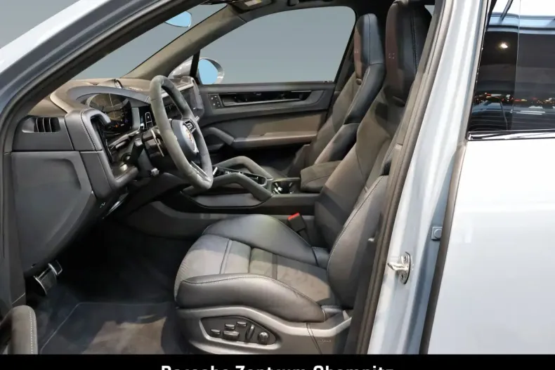 Porsche Cayenne din 2024 cu 19.750 km - oferta POR107472 - foto 11