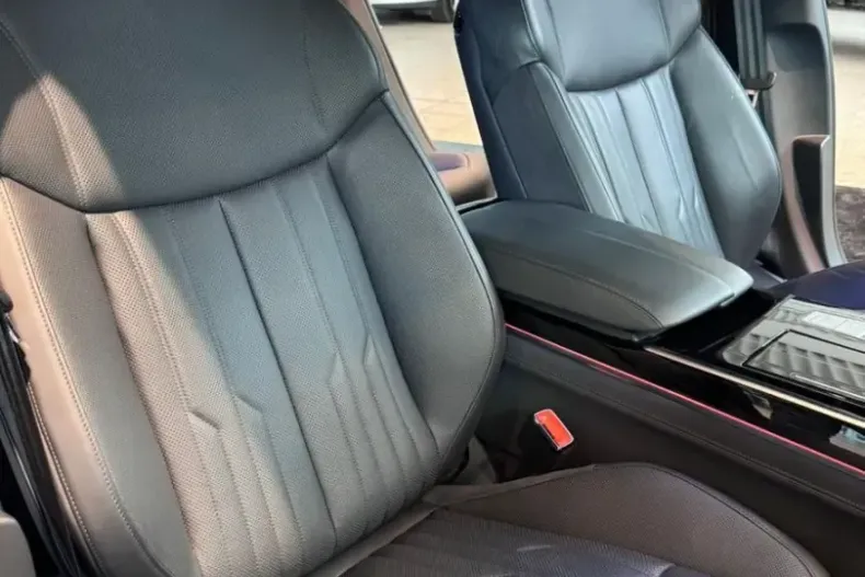 Audi A8 din 2023 cu 55.865 km - oferta AUD107478 - foto 18