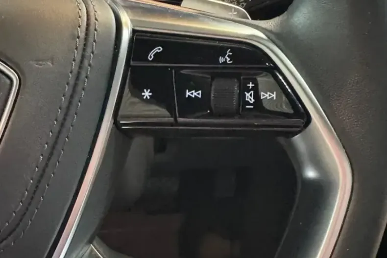 Audi A8 din 2023 cu 55.865 km - oferta AUD107478 - foto 21