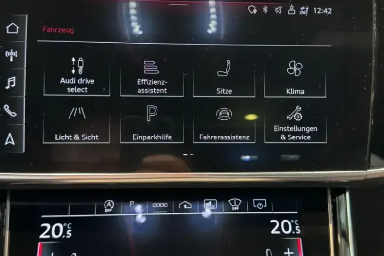 Audi A8 din 2023 cu 55.865 km - oferta AUD107478 - foto 27